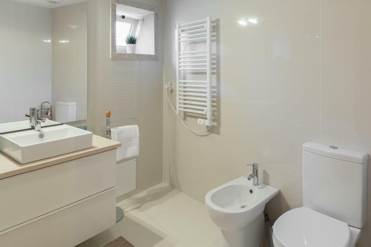 Opo 52 Apartment Porto Bagian luar foto