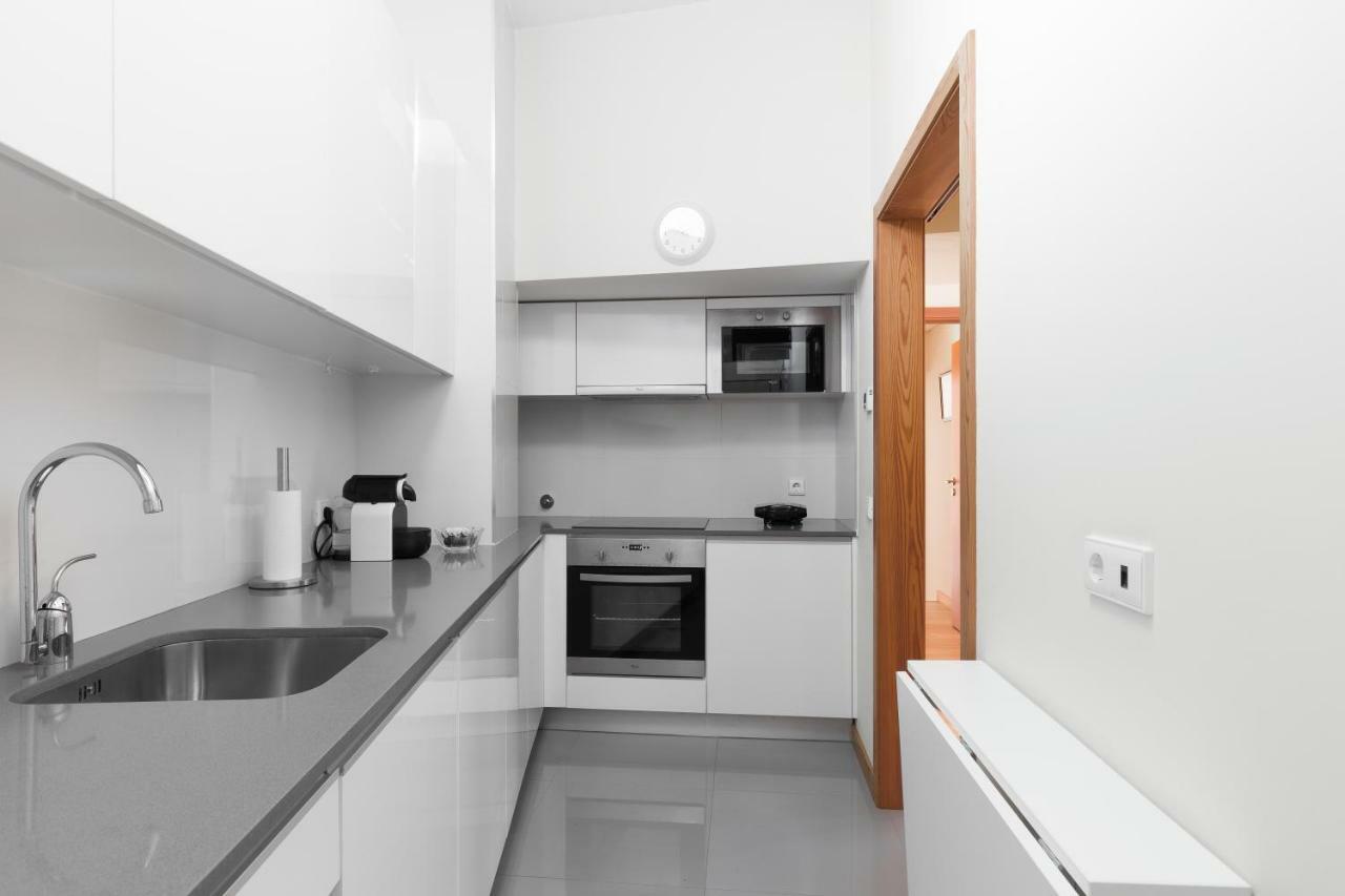 Opo 52 Apartment Porto Bagian luar foto